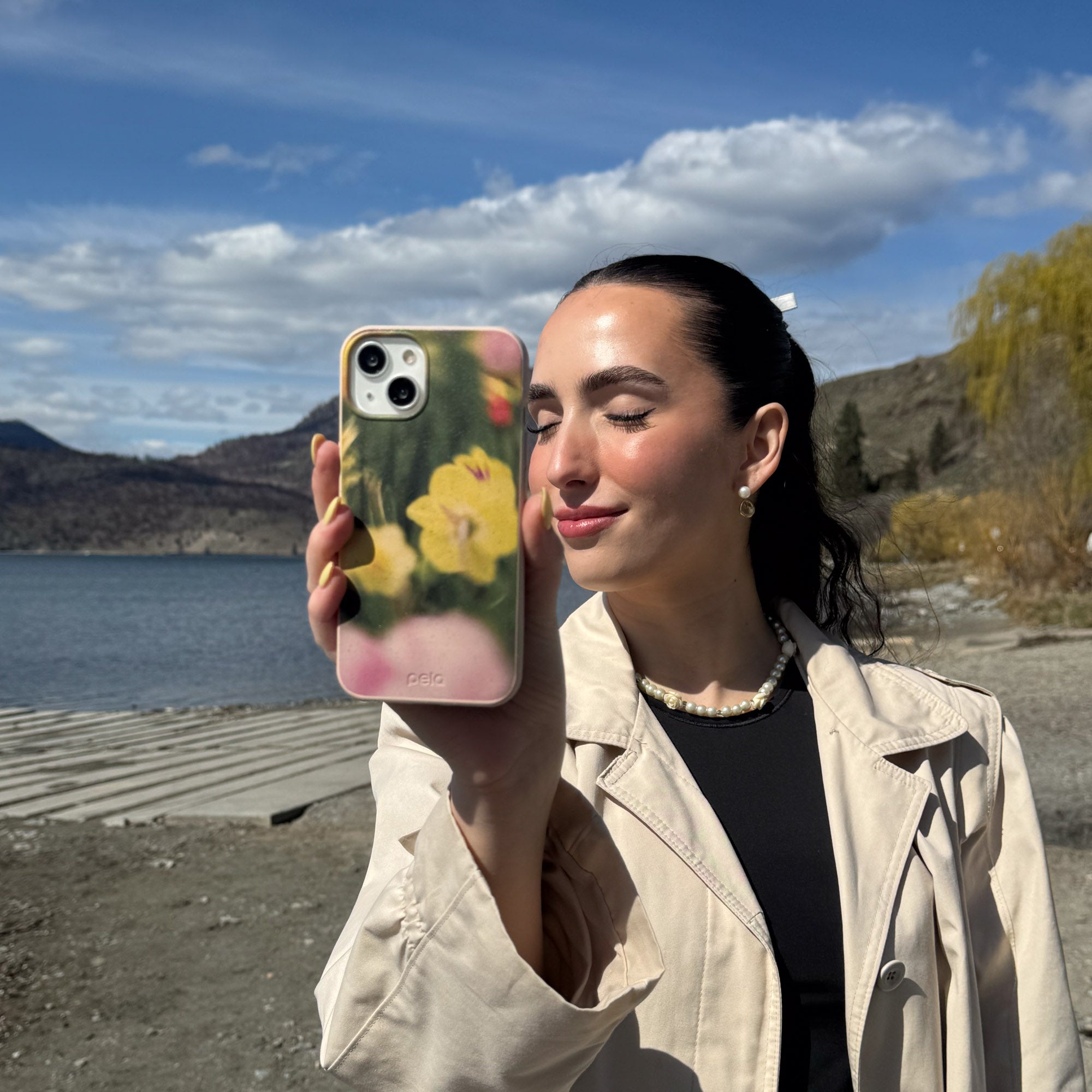 Seashell Full Bloom Google Pixel 7 Pro Case - image 4