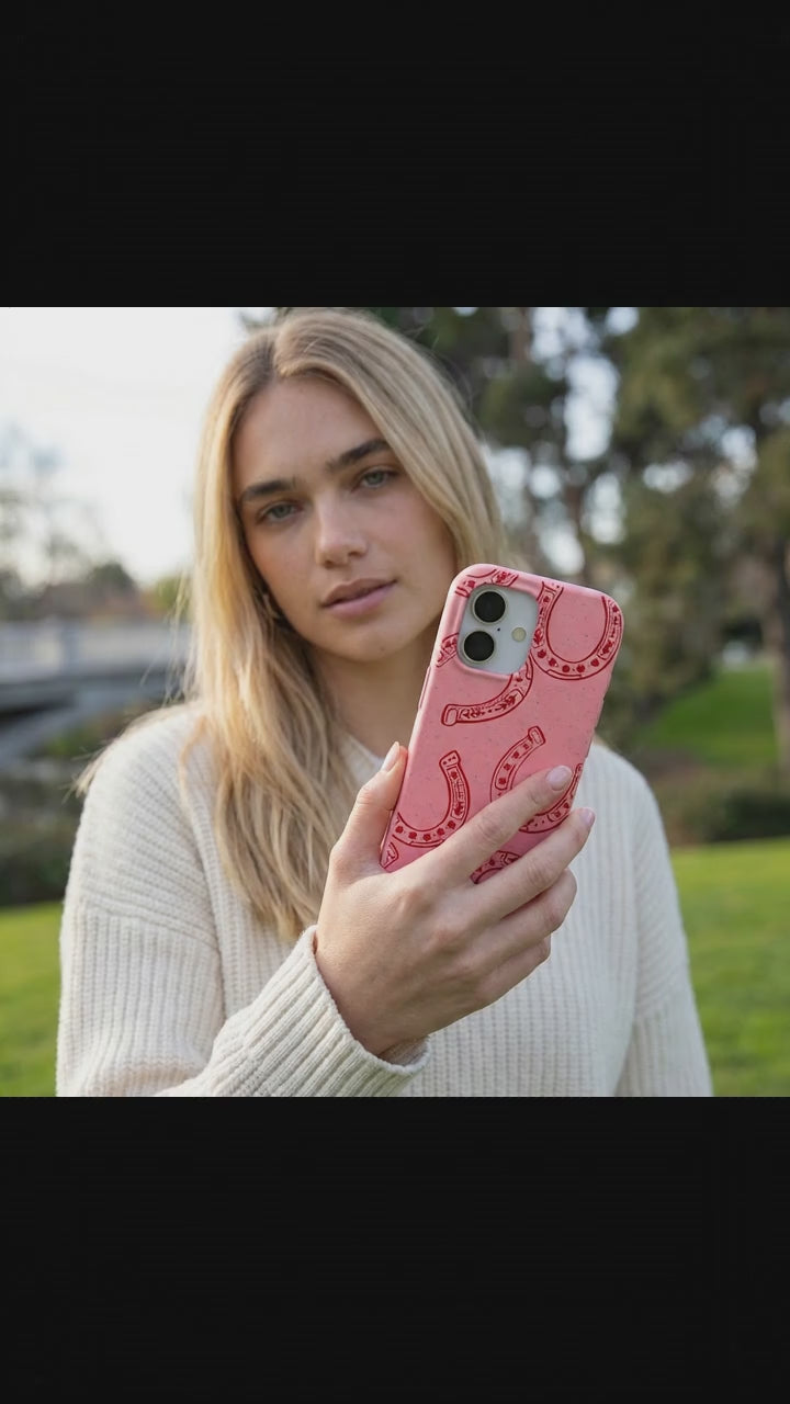 Bubblegum Pink Lucky Horseshoe iPhone 17 Case - Product video demonstration