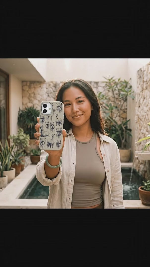 London Fog Spitting Llama iPhone 15 Pro Case - Product video demonstration