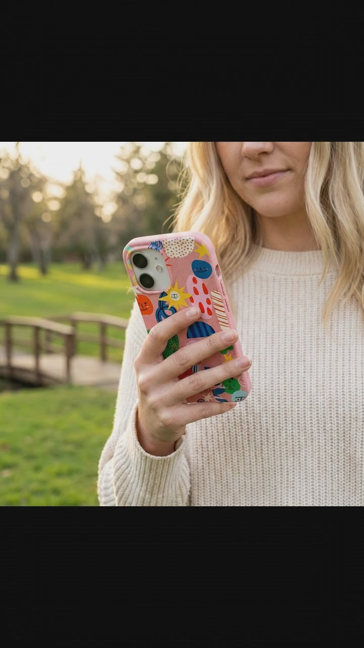 Bubblegum Pink Daydreaming iPhone 17 Case - Product video demonstration