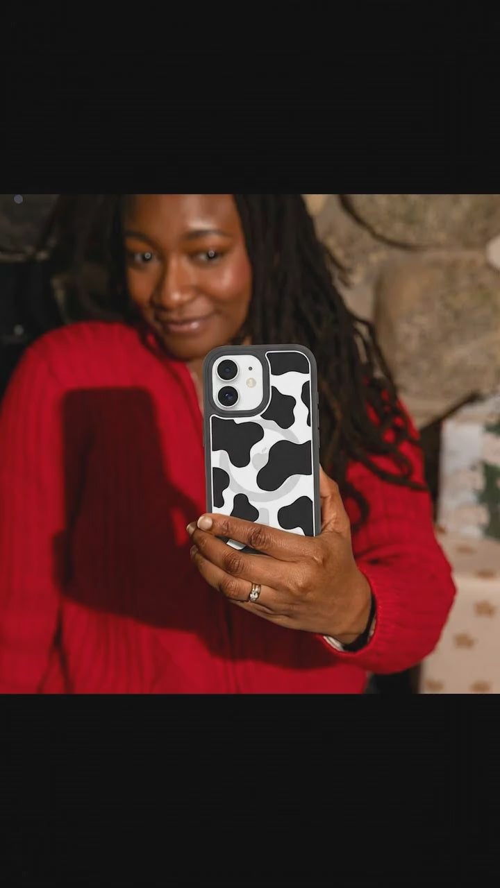 Clear Moo Mood iPhone 17 Case With Noir Ridge (MagSafe included) - Product video demonstration