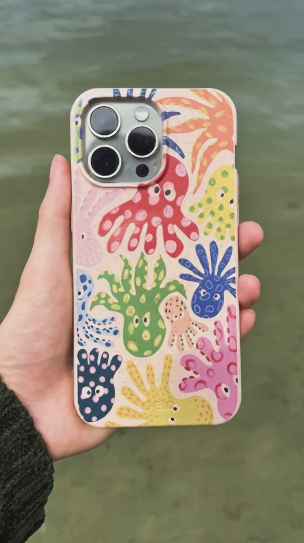 Seashell Octopi iPhone 15 Plus Case